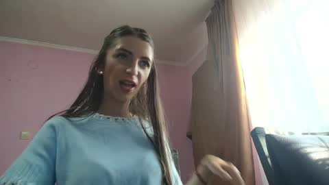 Scarlet online show from May 19, 3:08 pm