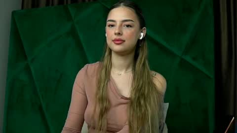 Scarlet online show from January 10, 11:54 pm