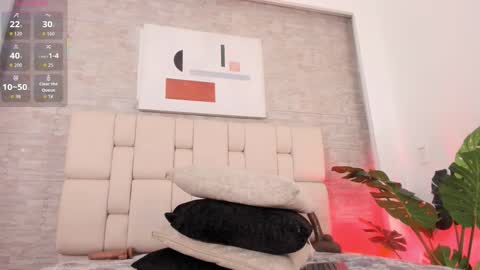   online show from January 6, 5:28 pm