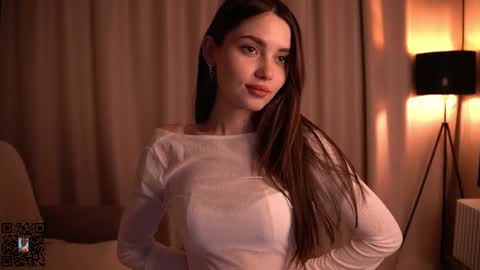 Scarlet online show from January 15, 9:20 pm