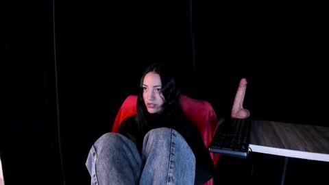 SCARLETT FOX  online show from November 24, 11:20 am