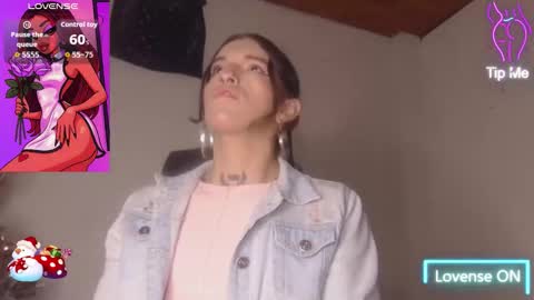 scarlet online show from December 17, 9:10 pm