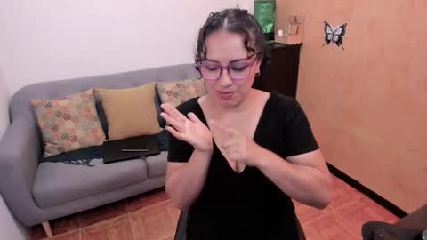 Scarlett sax online show from February 3, 7:51 pm