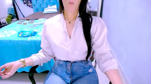 scarlet online show from February 4, 2:10 pm