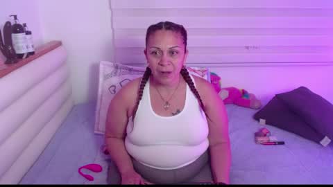 scarlettbooty online show from April 12, 11:14 am