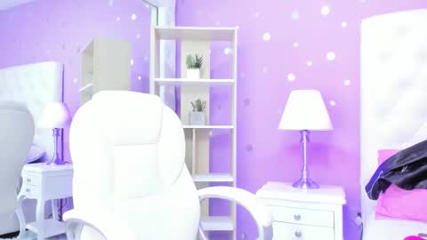 Scarlette  online show from November 26, 3:15 am