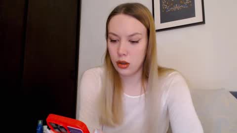 Scarlett online show from January 8, 7:09 pm