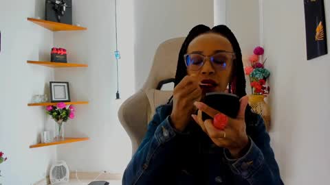 Scarlett online show from January 12, 1:16 pm