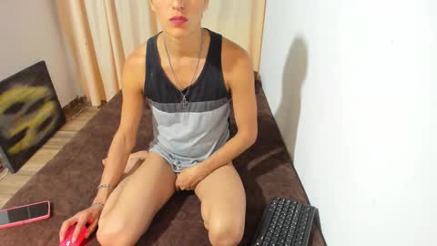 scenebrandy online show from February 3, 4:54 am