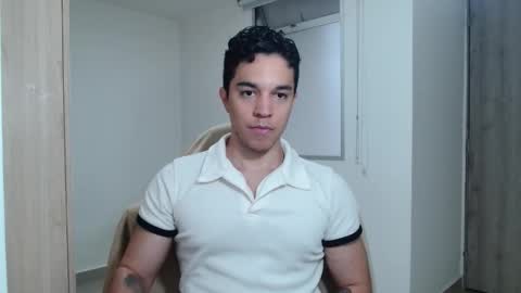 Twitter Scott brasher1 Instagram Camiloestuardo2 online show from January 6, 8:39 pm