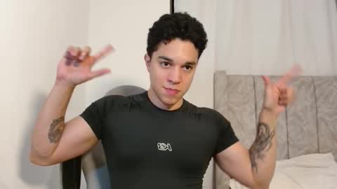 Twitter Scott brasher1 Instagram Camiloestuardo2 online show from December 16, 3:03 am