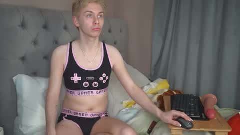 danny online show from April 16, 9:39 pm