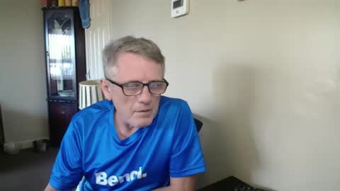 James online show from October 23, 9:33 am