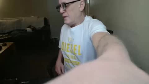 James online show from September 27, 6:27 pm