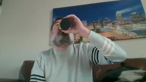 Scott online show from December 3, 7:47 pm