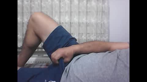 Snapshot of screw2 chatting on February 2, 4:11 pm Evren online show from February 2, 4:11 pm