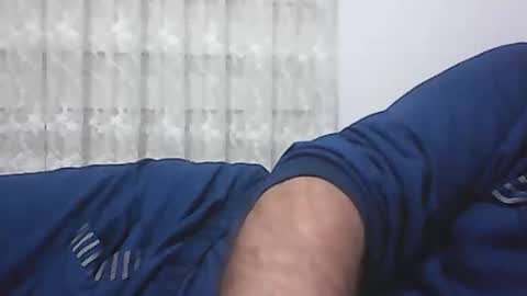 Snapshot of screw2 chatting on January 18, 9:02 pm Evren online show from January 18, 9:02 pm
