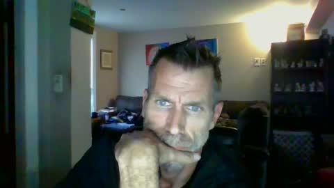 GettOffMyLawn online show from September 27, 5:32 pm