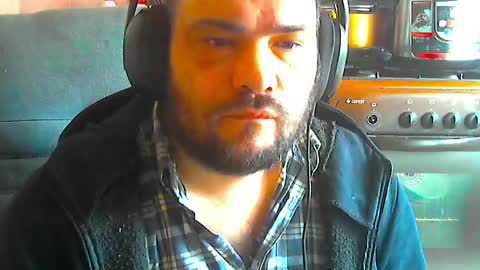 scuban87 online show from April 29, 5:34 am