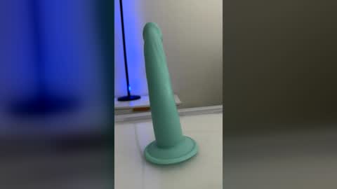blonde quad online show from July 25, 9:35 pm