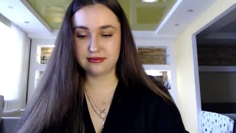 Snapshot of sea_cocktail chatting on February 15, 10:00 am Elizabeth  online show from February 15, 10:00 am