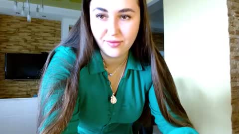 Snapshot of sea_cocktail chatting on September 27, 9:07 am Elizabeth  online show from September 27, 9:07 am