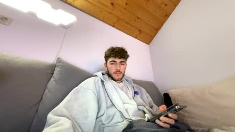 seb7681 online show from March 1, 7:07 pm