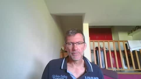 seb846894 online show from May 1, 7:35 am