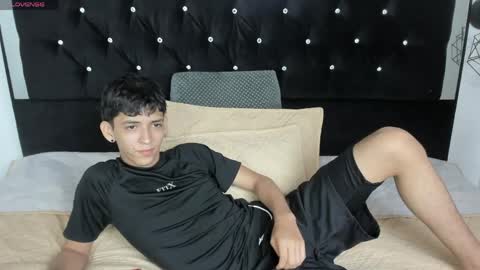 Sebastian Alvarez online show from May 8, 2:28 am
