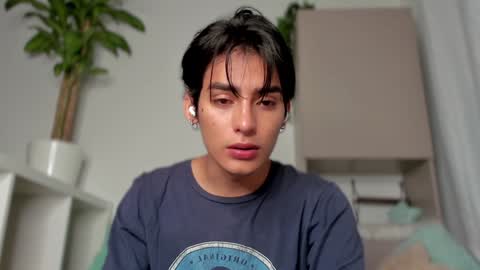 sebastian online show from January 29, 5:19 am