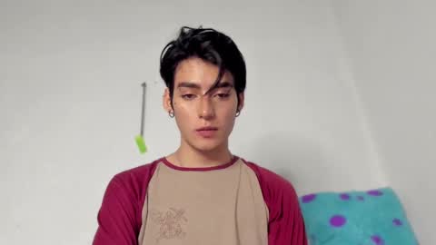 sebastian online show from December 8, 10:14 pm