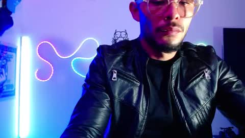 Sebastian online show from March 22, 7:51 pm