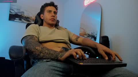 Lucian Sinclair online show from January 16, 12:55 am