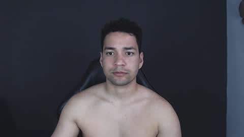 Snapshot of secretboy5000 chatting on November 1, 10:58 am Jex online show from November 1, 10:58 am