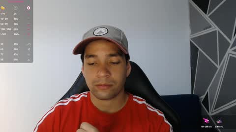 Snapshot of secretboy5000 chatting on December 2, 12:24 pm Jex online show from December 2, 12:24 pm