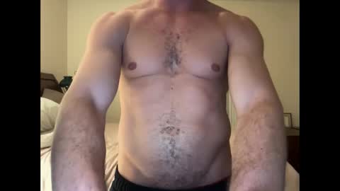 secretgiant online show from January 17, 2:18 am