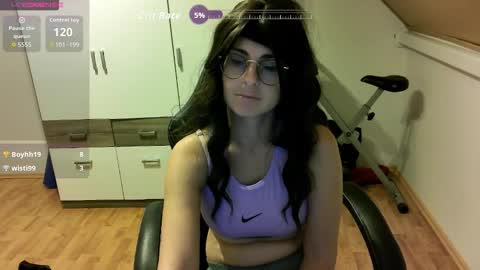 Snapshot of secretmia94 chatting on October 16, 8:29 pm secretmia94 online show from October 16, 8:29 pm