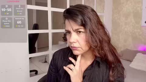 Snapshot of secretobsession_69 chatting on October 22, 3:31 am BRENDA online show from October 22, 3:31 am