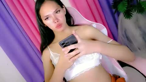 seducive_allea online show from December 3, 9:21 am