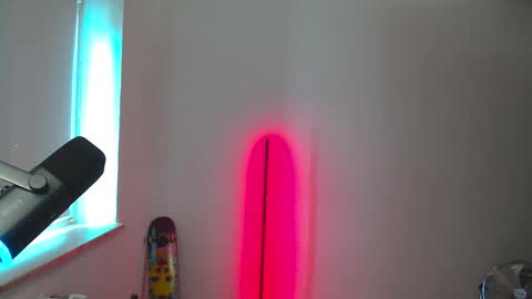 May online show from September 23, 12:32 pm