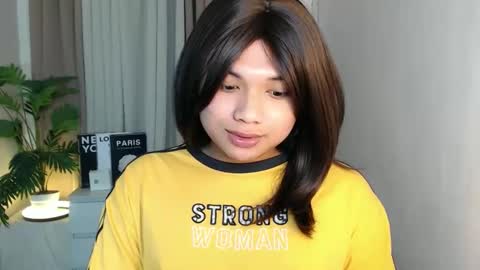 Deluxe online show from February 10, 5:16 pm