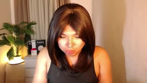 Deluxe online show from January 15, 3:59 am