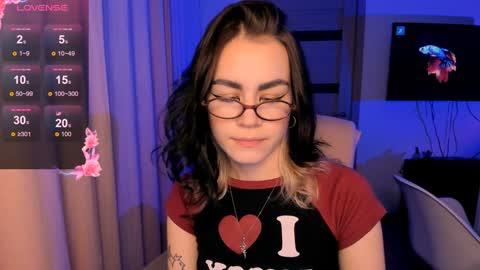 selectrra online show from December 9, 4:58 pm