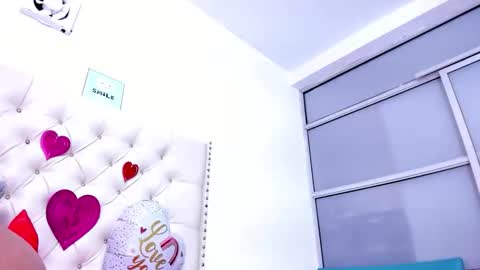 selena_beautyy online show from February 15, 7:01 pm