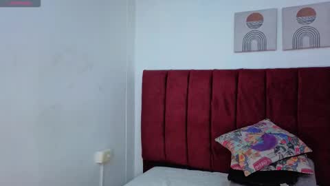 Selena online show from January 11, 1:39 pm