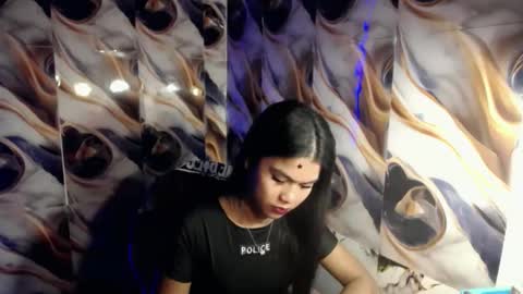 selena_fox2000 online show from April 2, 8:32 am