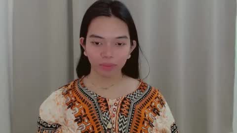 Selena online show from December 3, 12:19 am