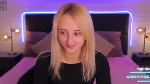 Selena Lily online show from September 27, 12:25 pm