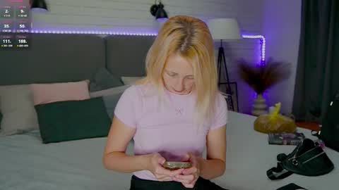 Selena Lily online show from September 11, 12:17 pm