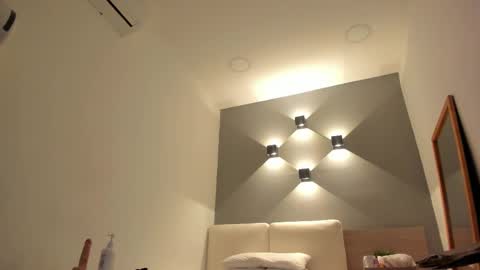 Selena online show from November 6, 11:02 am